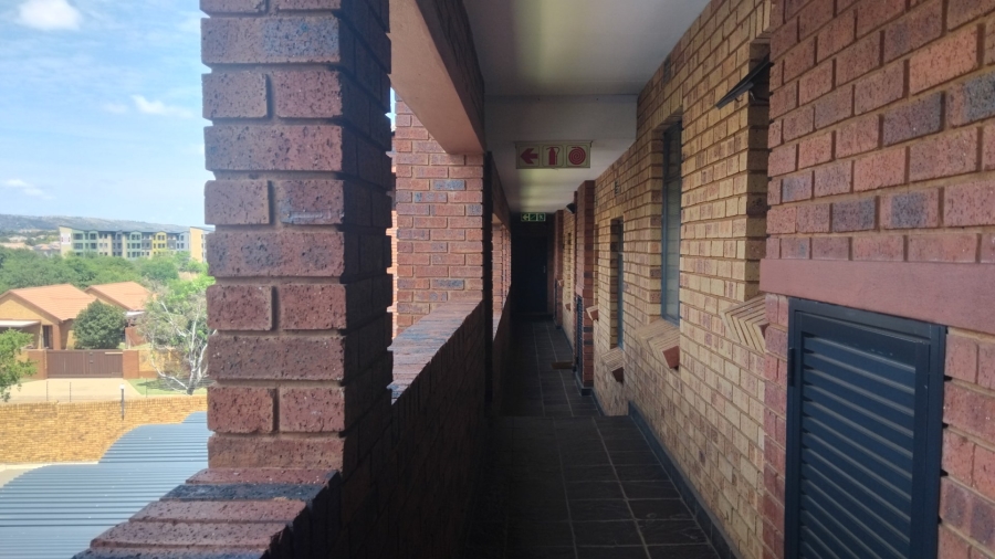 2 Bedroom Property for Sale in Montana Tuine Gauteng