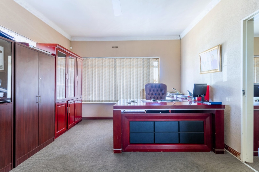 Commercial Property for Sale in Kempton Park Ext 4 Gauteng