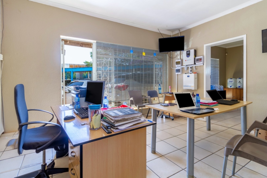 Commercial Property for Sale in Kempton Park Ext 4 Gauteng