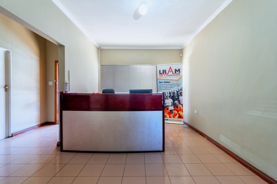 Commercial Property for Sale in Kempton Park Ext 4 Gauteng