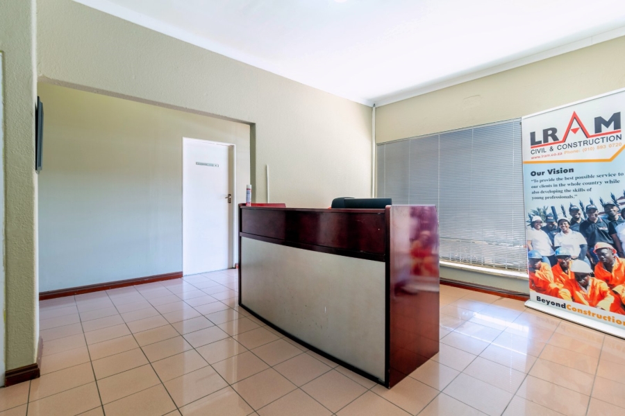 Commercial Property for Sale in Kempton Park Ext 4 Gauteng