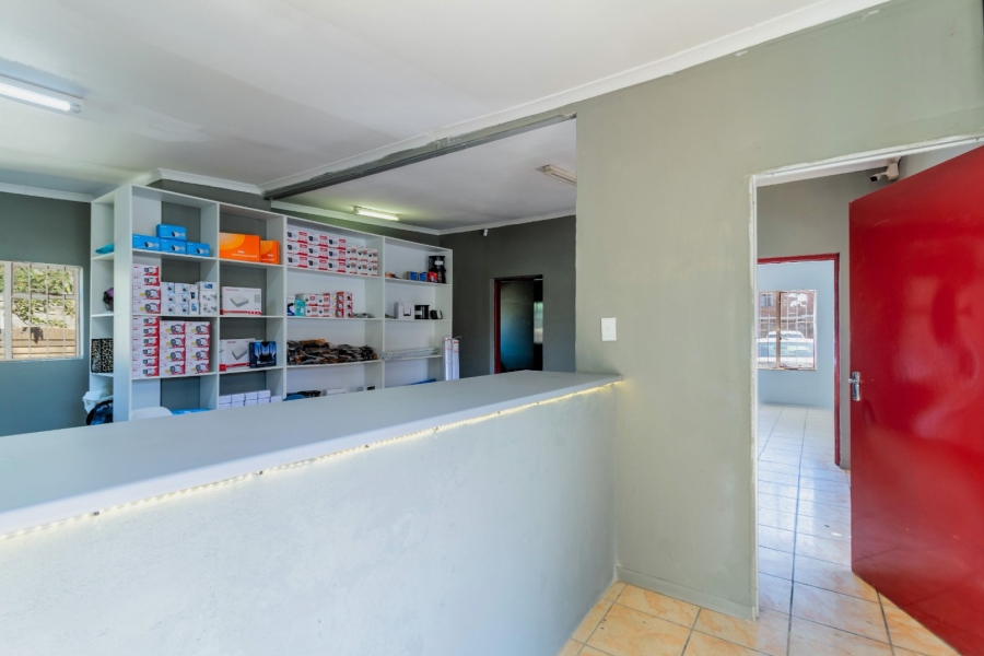 Commercial Property for Sale in Kempton Park Ext 4 Gauteng