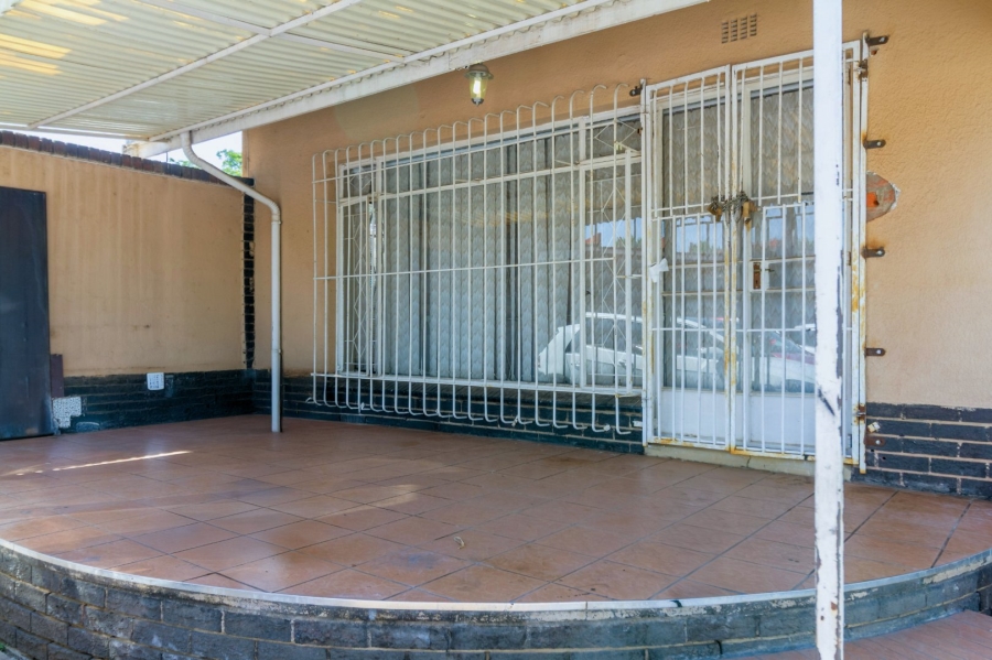Commercial Property for Sale in Kempton Park Ext 4 Gauteng