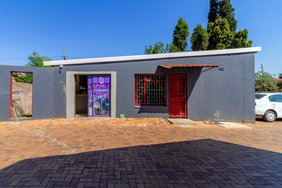 Commercial Property for Sale in Kempton Park Ext 4 Gauteng