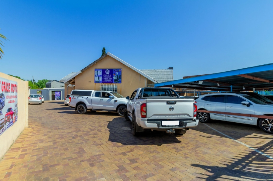 Commercial Property for Sale in Kempton Park Ext 4 Gauteng