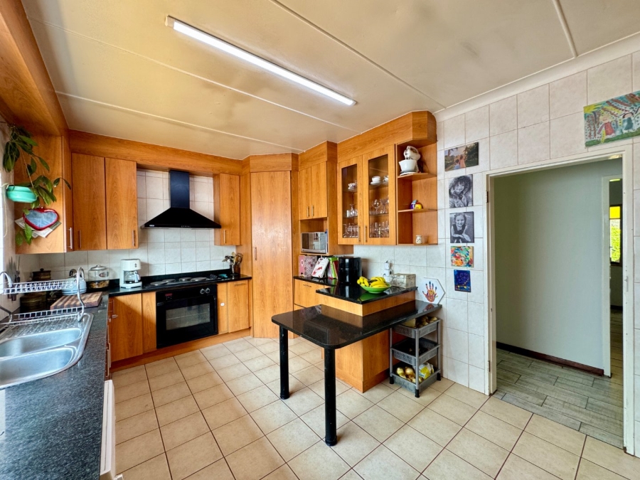 4 Bedroom Property for Sale in Lyttelton Manor Gauteng