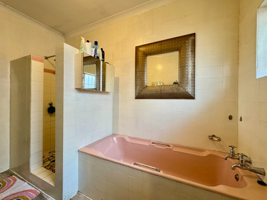 4 Bedroom Property for Sale in Lyttelton Manor Gauteng