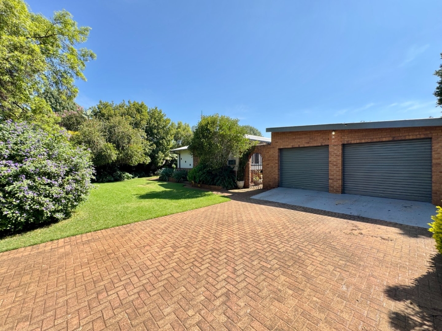 4 Bedroom Property for Sale in Lyttelton Manor Gauteng