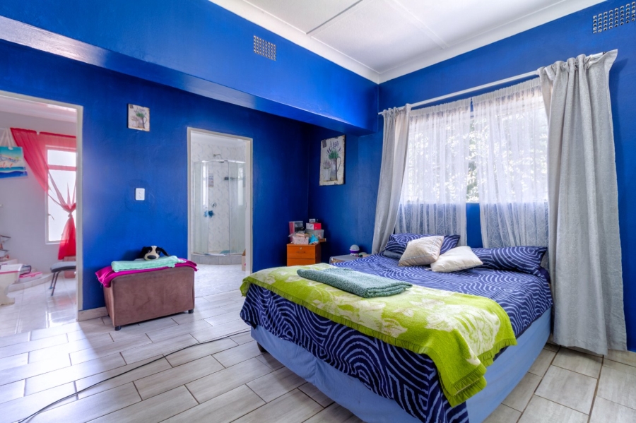 To Let 3 Bedroom Property for Rent in Kenmare Gauteng