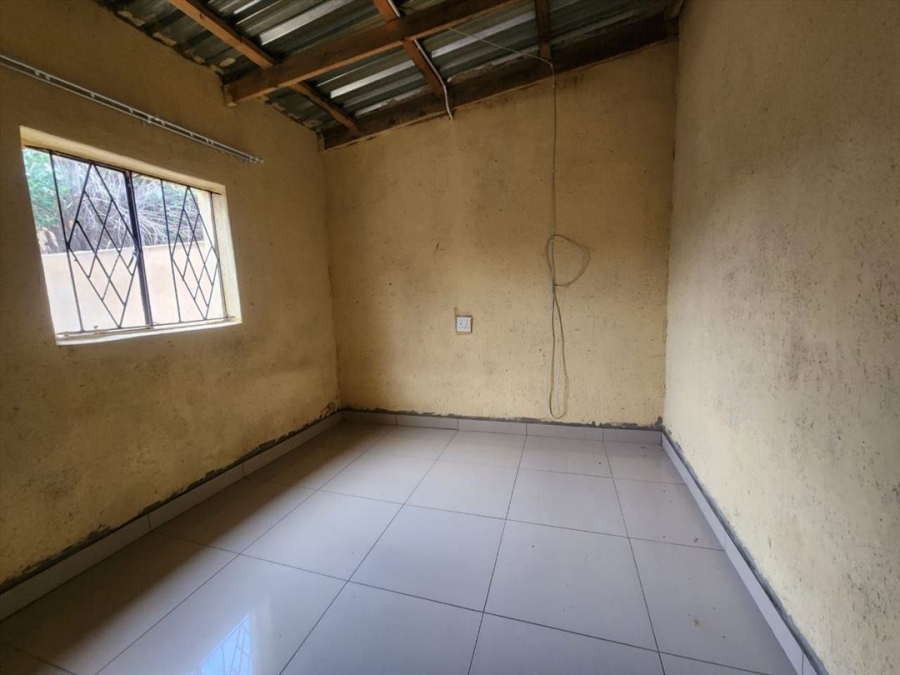 1 Bedroom Property for Sale in Kaalfontein Gauteng