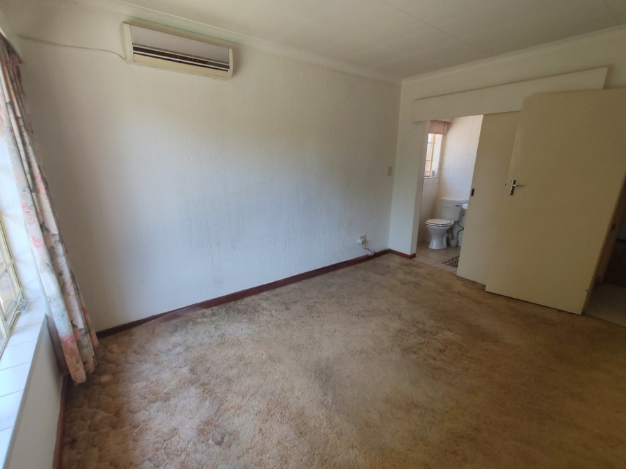 To Let 4 Bedroom Property for Rent in Doornpoort Gauteng