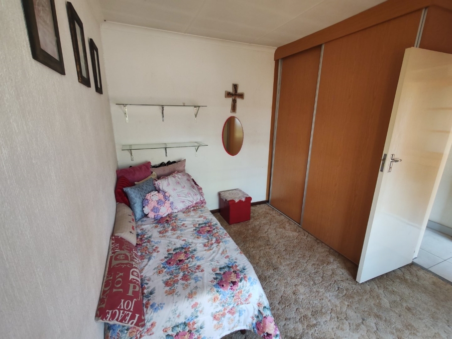 To Let 4 Bedroom Property for Rent in Doornpoort Gauteng