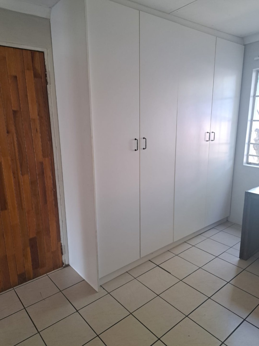 To Let 2 Bedroom Property for Rent in Eden Glen Gauteng