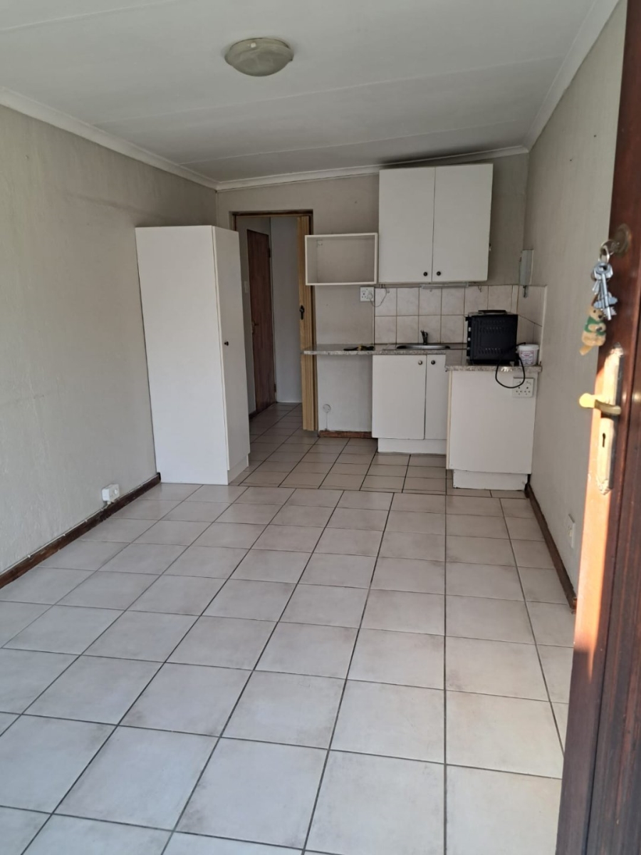 To Let 2 Bedroom Property for Rent in Eden Glen Gauteng