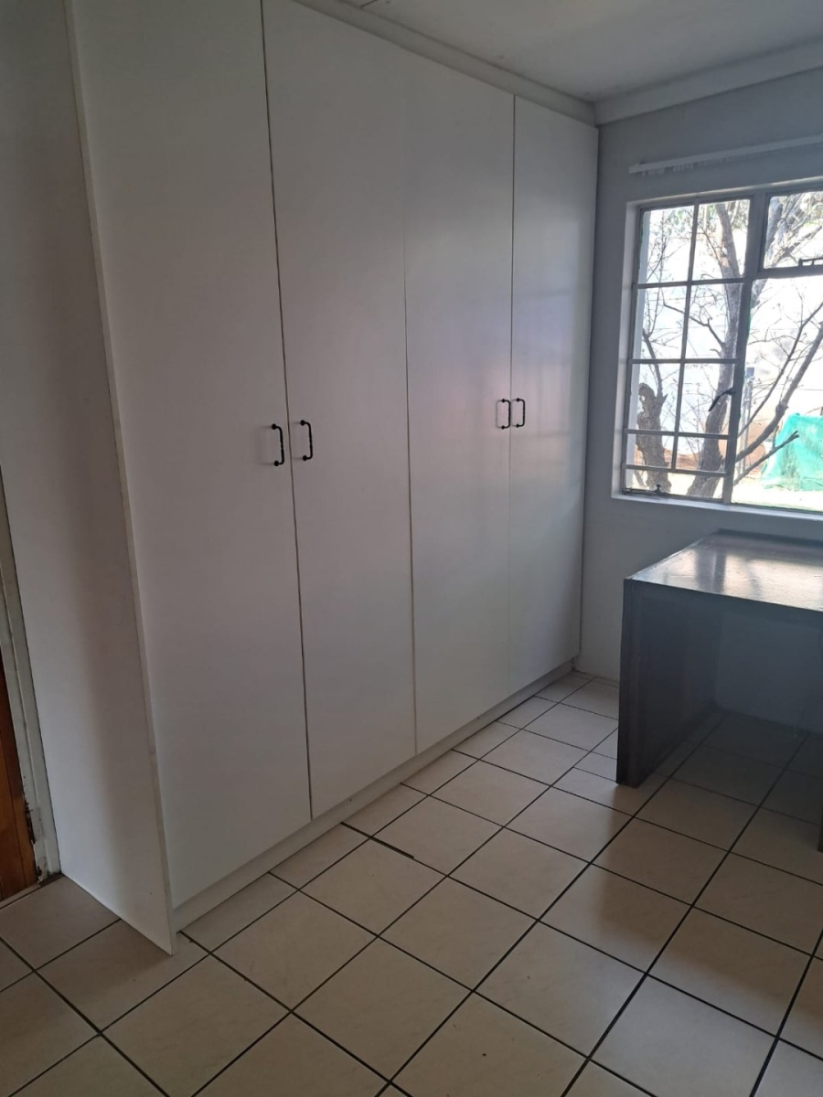 To Let 2 Bedroom Property for Rent in Eden Glen Gauteng