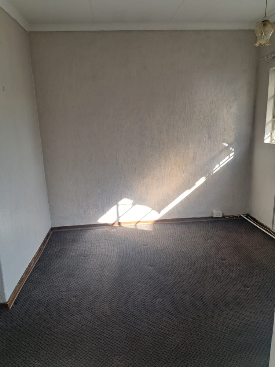 To Let 2 Bedroom Property for Rent in Eden Glen Gauteng