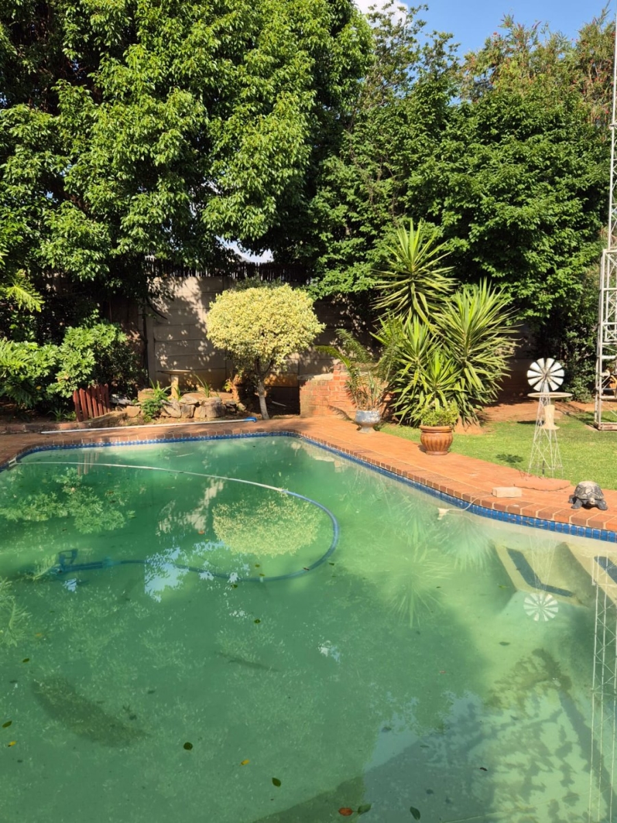 To Let 2 Bedroom Property for Rent in Eden Glen Gauteng