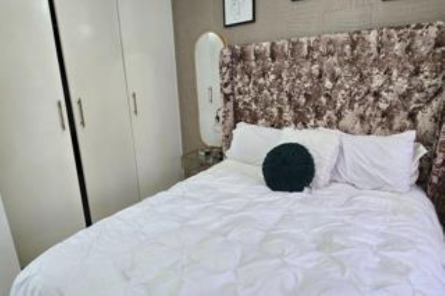 2 Bedroom Property for Sale in Windmill Park Gauteng