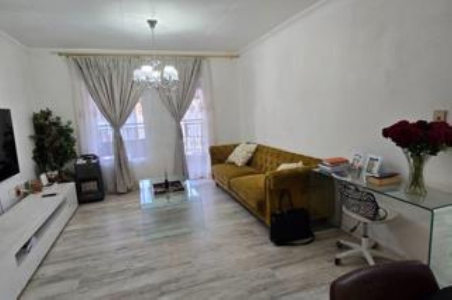 2 Bedroom Property for Sale in Windmill Park Gauteng