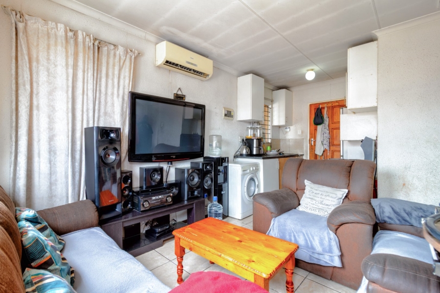 2 Bedroom Property for Sale in Cosmo City Gauteng