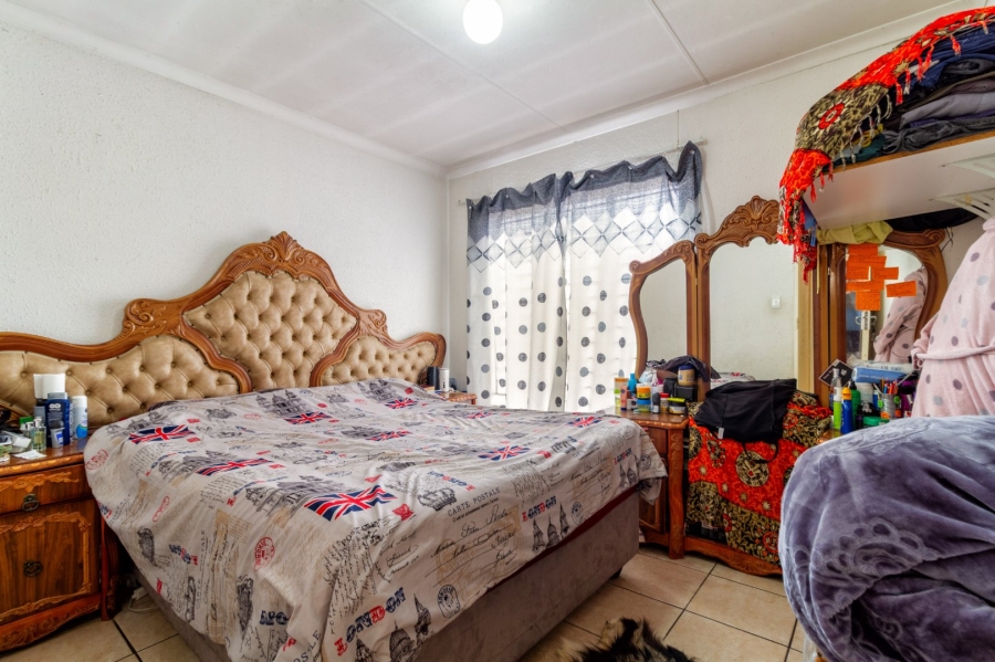 2 Bedroom Property for Sale in Cosmo City Gauteng