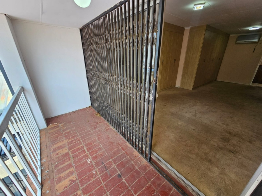 To Let 2 Bedroom Property for Rent in Laudium Gauteng