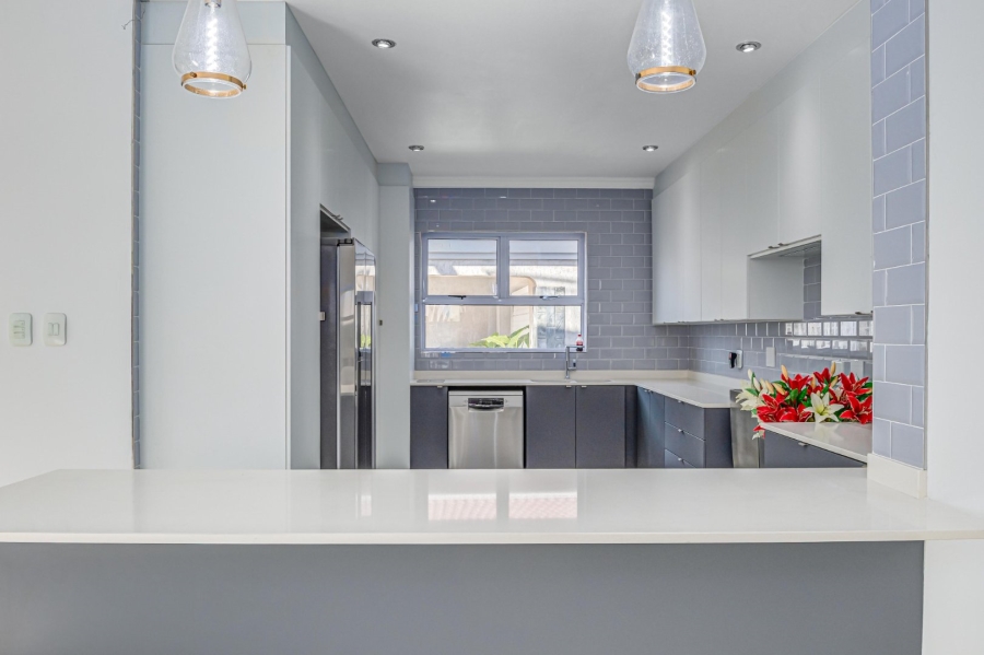 14 Bedroom Property for Sale in Bassonia Gauteng