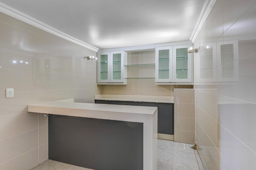 14 Bedroom Property for Sale in Bassonia Gauteng