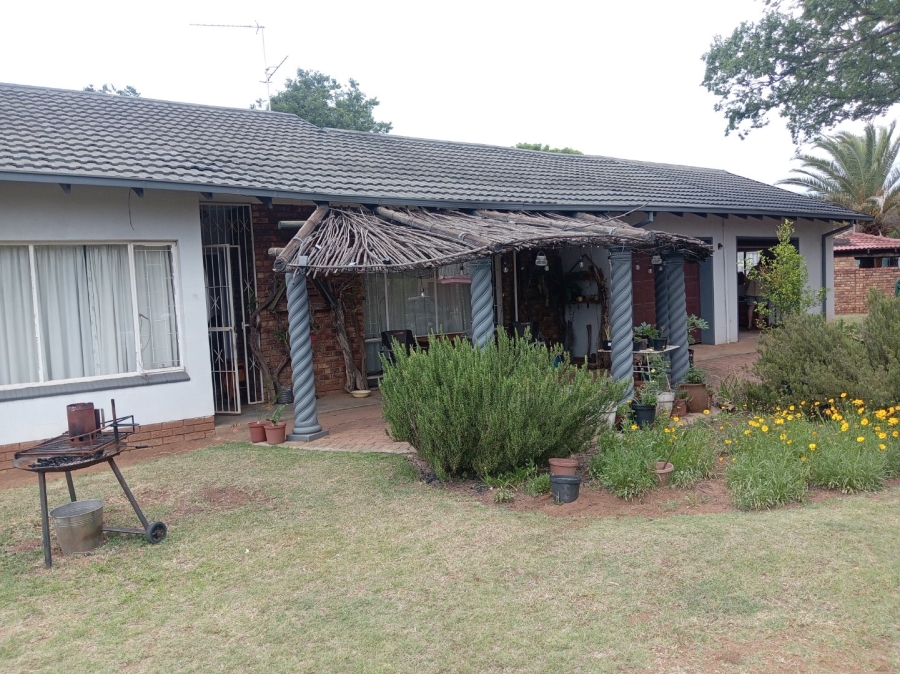 3 Bedroom Property for Sale in Riamar Park Gauteng