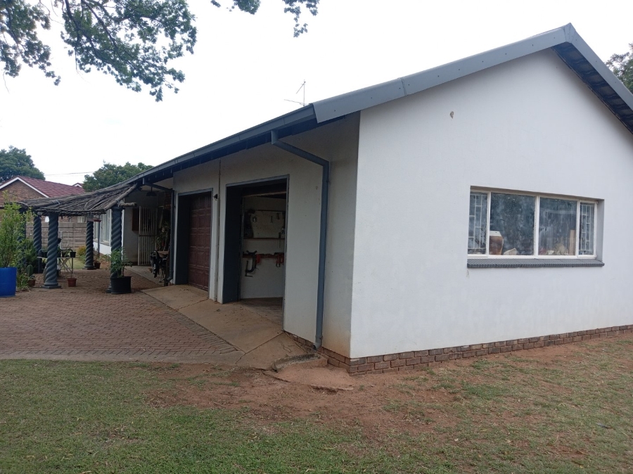 3 Bedroom Property for Sale in Riamar Park Gauteng
