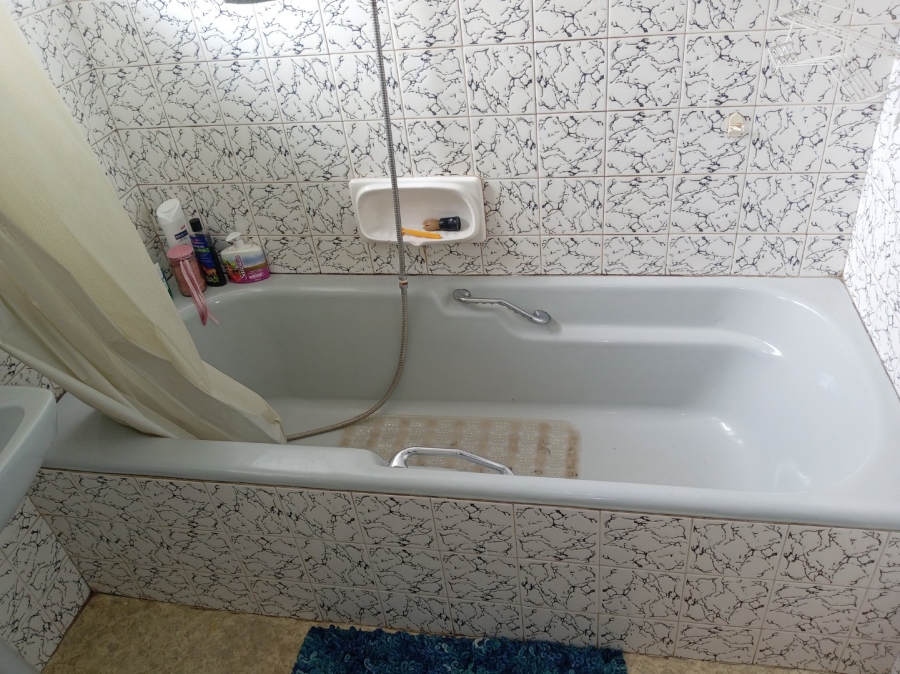 3 Bedroom Property for Sale in Riamar Park Gauteng