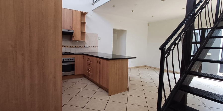 To Let 2 Bedroom Property for Rent in New Redruth Gauteng