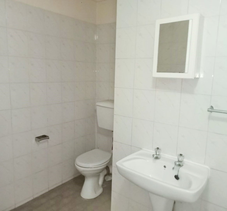 2 Bedroom Property for Sale in Wonderboom South Gauteng