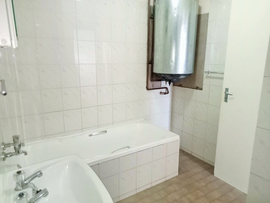 2 Bedroom Property for Sale in Wonderboom South Gauteng