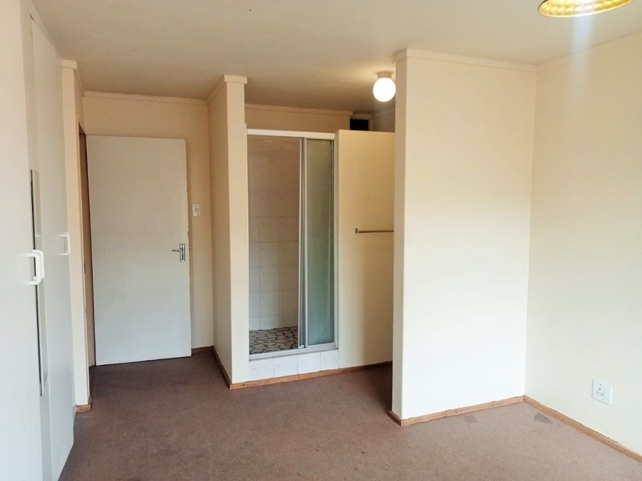 2 Bedroom Property for Sale in Wonderboom South Gauteng