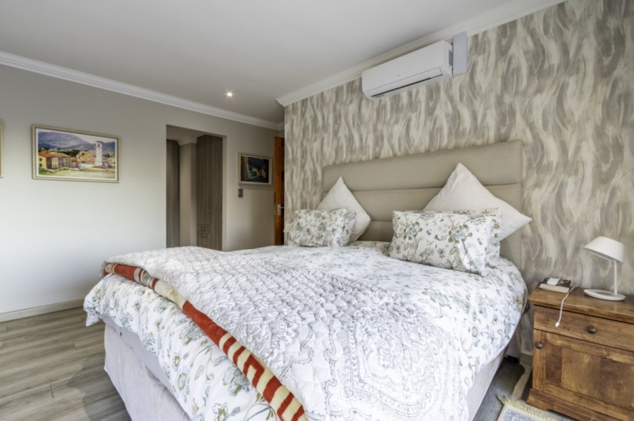 3 Bedroom Property for Sale in Greenstone Hill Gauteng