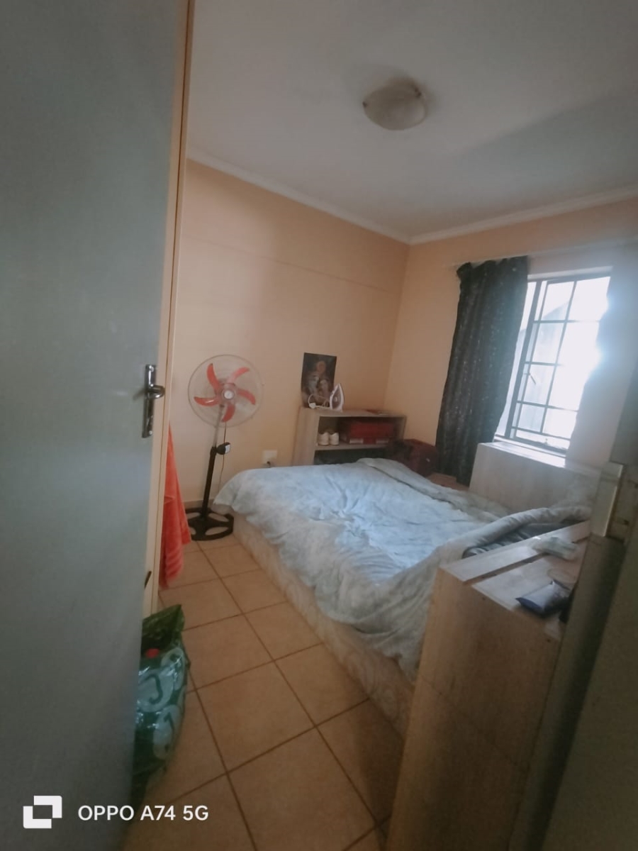 2 Bedroom Property for Sale in Noordwyk Gauteng
