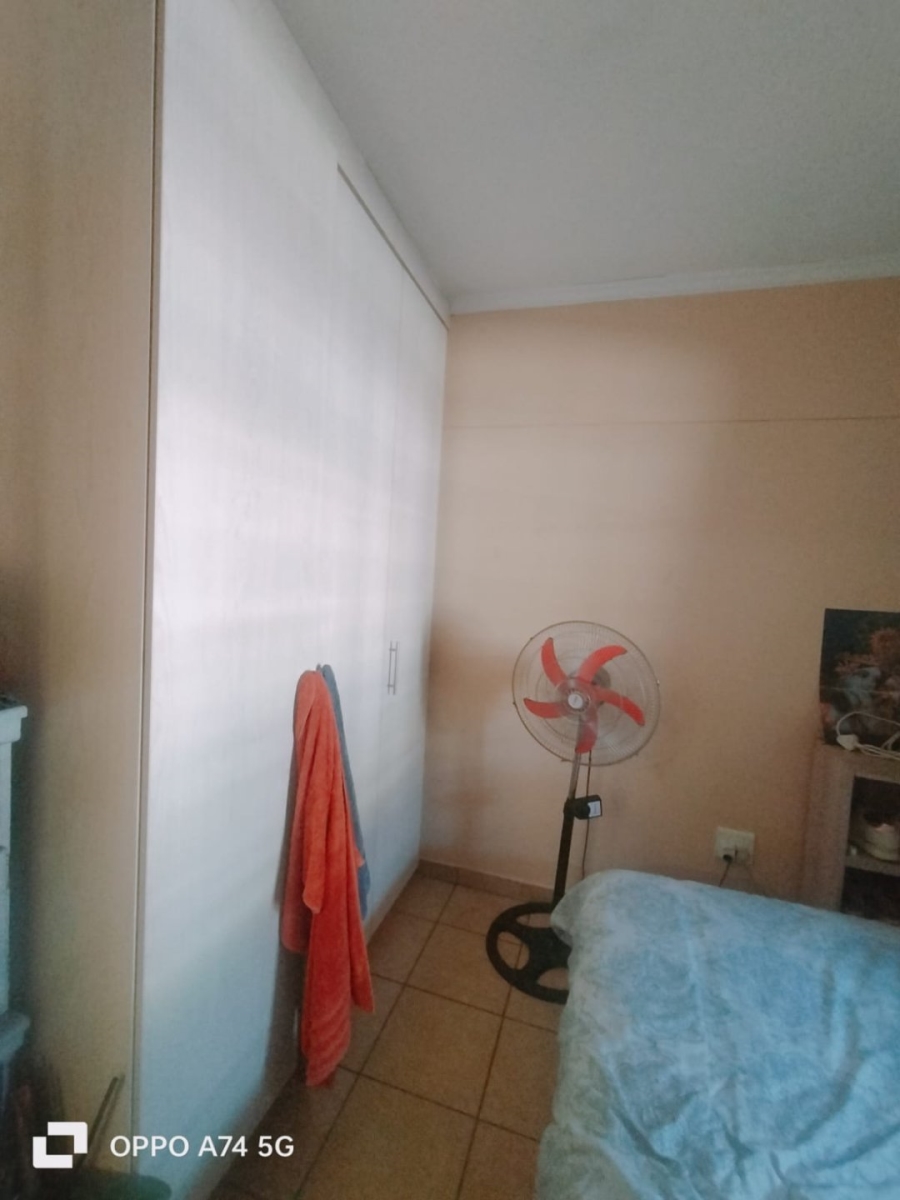 2 Bedroom Property for Sale in Noordwyk Gauteng