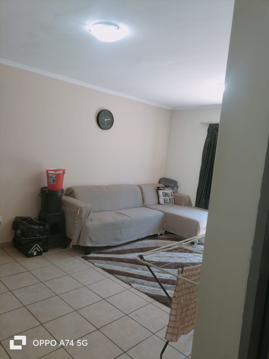 2 Bedroom Property for Sale in Noordwyk Gauteng