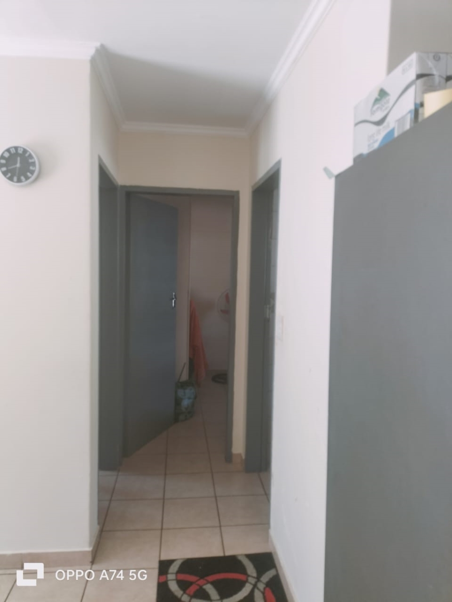 2 Bedroom Property for Sale in Noordwyk Gauteng