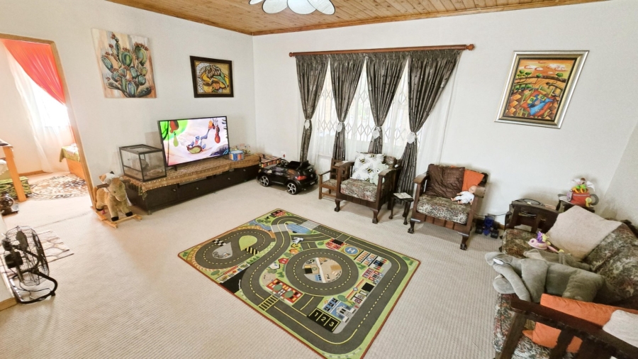 4 Bedroom Property for Sale in Kleinfontein A H Gauteng