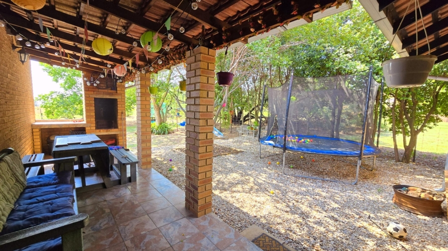 4 Bedroom Property for Sale in Kleinfontein A H Gauteng