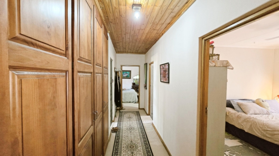 4 Bedroom Property for Sale in Kleinfontein A H Gauteng