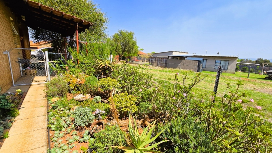 4 Bedroom Property for Sale in Kleinfontein A H Gauteng