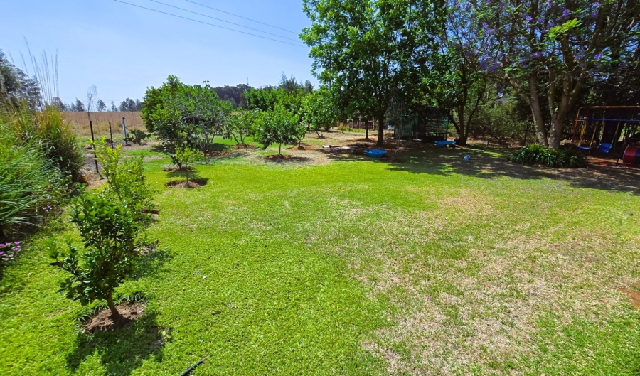 4 Bedroom Property for Sale in Kleinfontein A H Gauteng