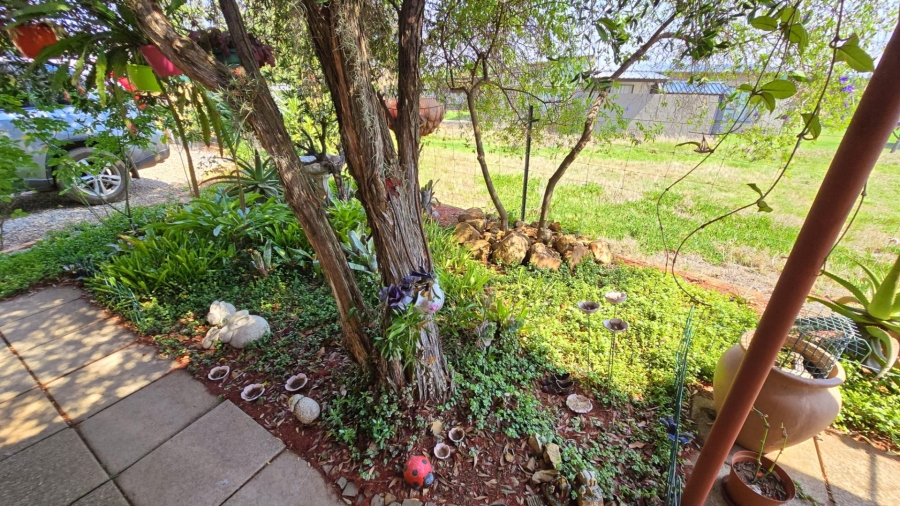4 Bedroom Property for Sale in Kleinfontein A H Gauteng