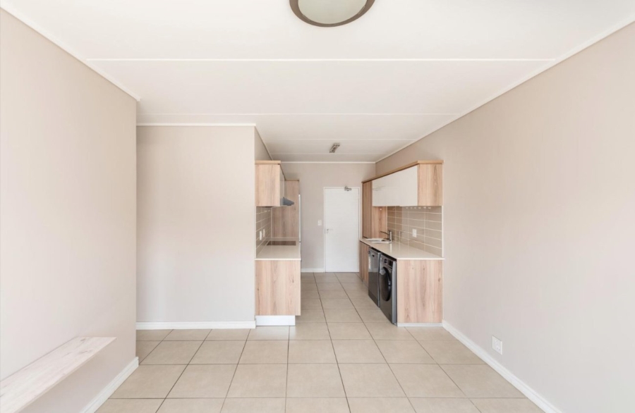 To Let 1 Bedroom Property for Rent in Linbro Park Gauteng