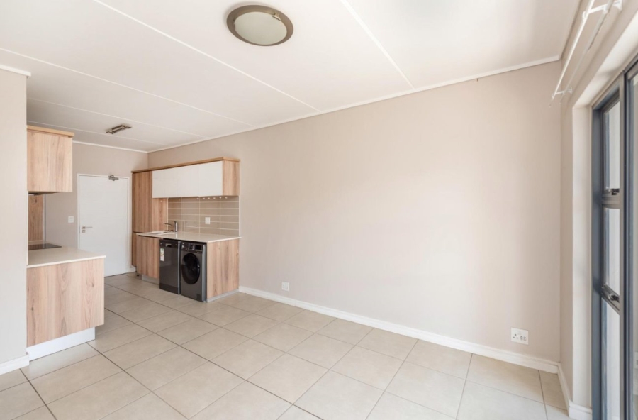 To Let 1 Bedroom Property for Rent in Linbro Park Gauteng