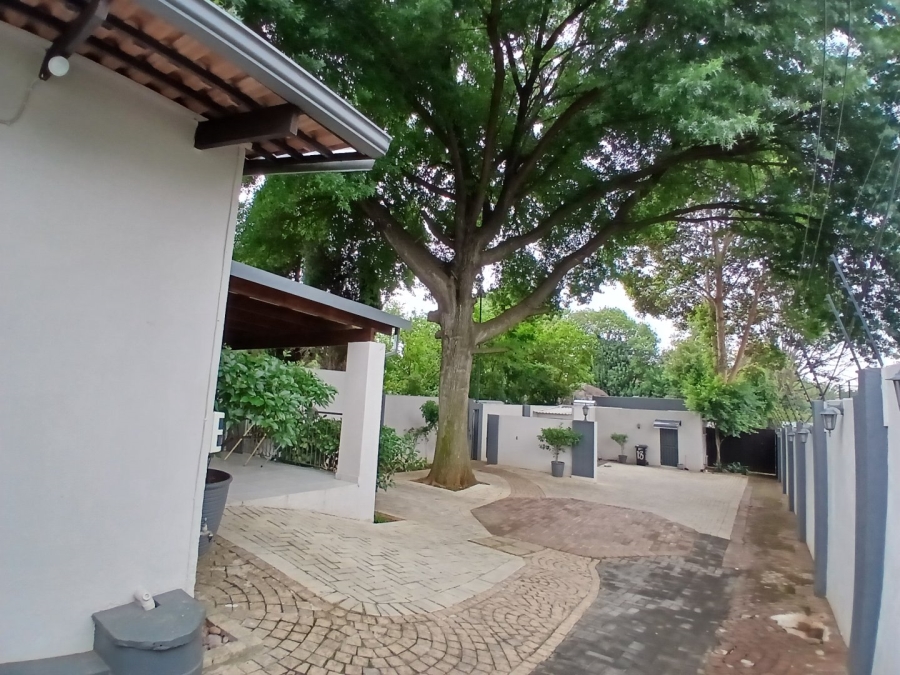 1 Bedroom Property for Sale in Houghton Estate Gauteng