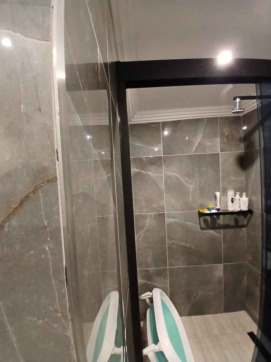 1 Bedroom Property for Sale in Houghton Estate Gauteng